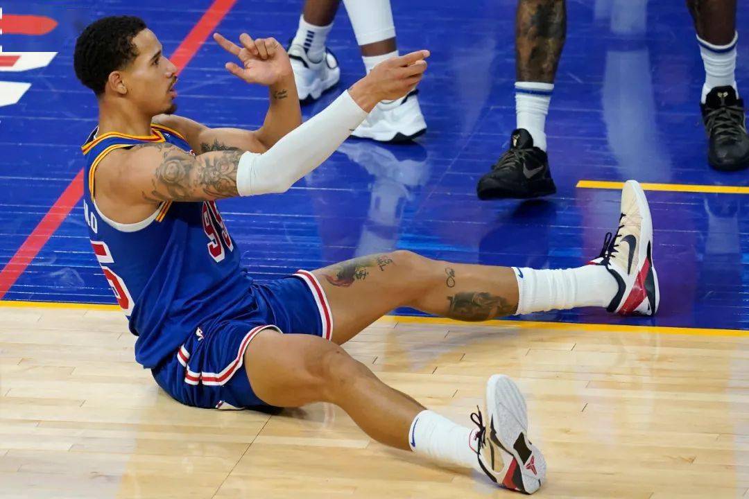 开云体育下载-金州勇士内部会议纪要流出——转会期造点机会；NBA常规赛使命明确；阵容厚度经受考验的简单介绍