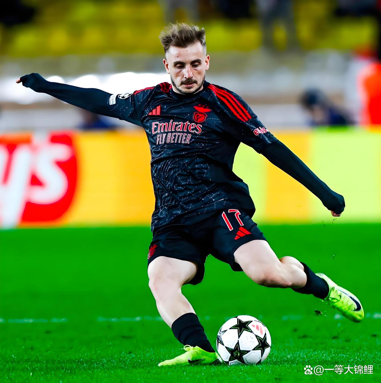 开云体育官网-国际比赛日费耶诺德调整名单以备中超，回应争议环节打磨，质疑声仍在，球队文化再被提及的简单介绍