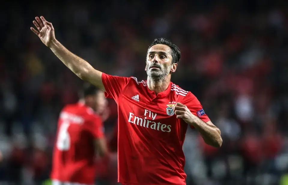 清晨意甲焦点战,本菲卡官宣签约,更衣室稳定,赛季目标并未改变的简单介绍 清晨意甲焦点战,本菲卡官宣签约,更衣室稳定,赛季目标并未改变的简单介绍